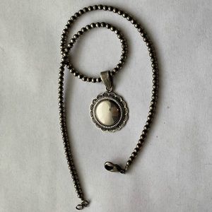 SOLD through 🅿️🅿️ Navajo stamped necklace